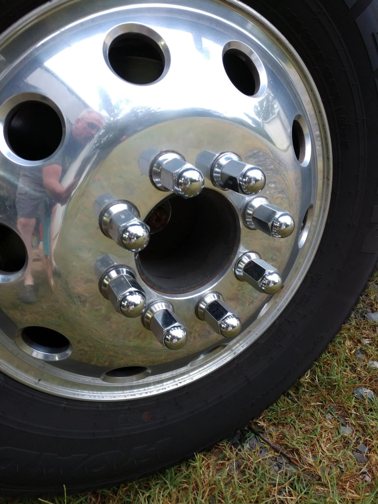 9/16-18 Or 14x1.5 Dually Alcoa Lug Nuts With Attached Swivel Washer Fits OEM Or Aftermarket Wheels 2.2" Inch Tall In Triple Plated Chrome Will Work On Dodge, Ford, Chevy, GMC, Lincoln Trucks That Use Flat Face Seat Lug Nuts